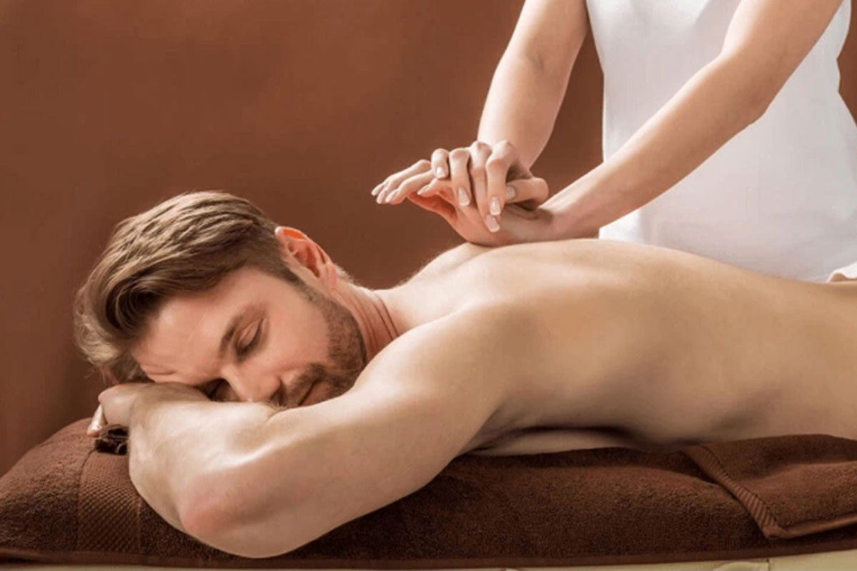 Full-Body-Massage-image-4